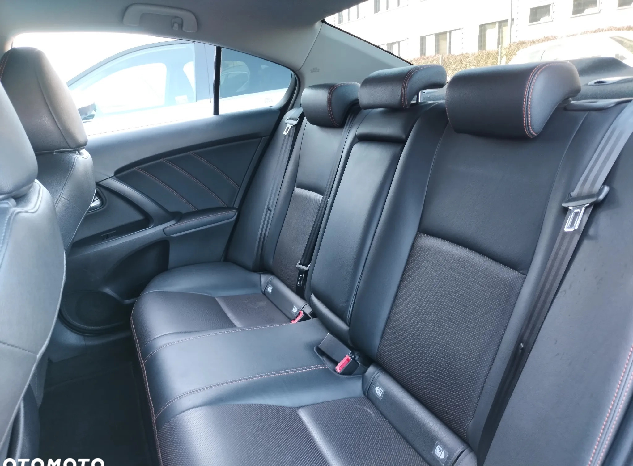 Toyota Avensis cena 69900 przebieg: 117489, rok produkcji 2016 z Tyczyn małe 232